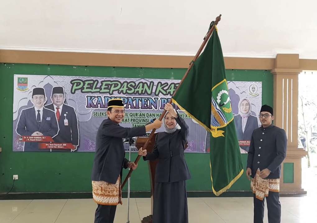 Dani Ramdan Lepas Kafilah Kabupaten Bekasi Menuju STQH Ke-18 Tingkat Jawa Barat