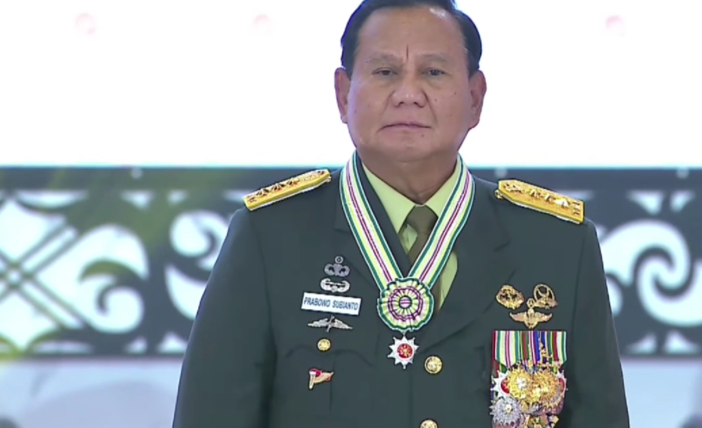 Prabowo Terima Anugerah Pangkat Istimewa Jendral TNI