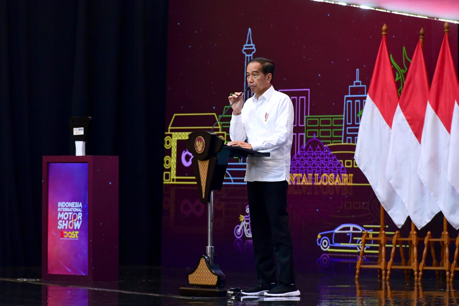 Buka Pameran IIMS 2023, Jokowi Dorong Pertumbuhan Kendaraan Listrik