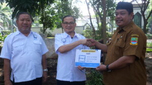 APINDO Bekasi Serahkan Sapi Kurban, Ternyata Bukan Cuma ke Pemkab!