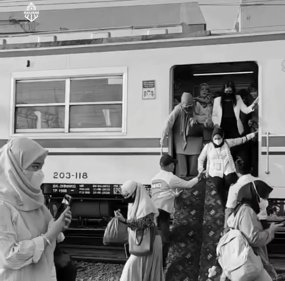 KRL Anjlok di Stasiun Jakarta Kota BRTV