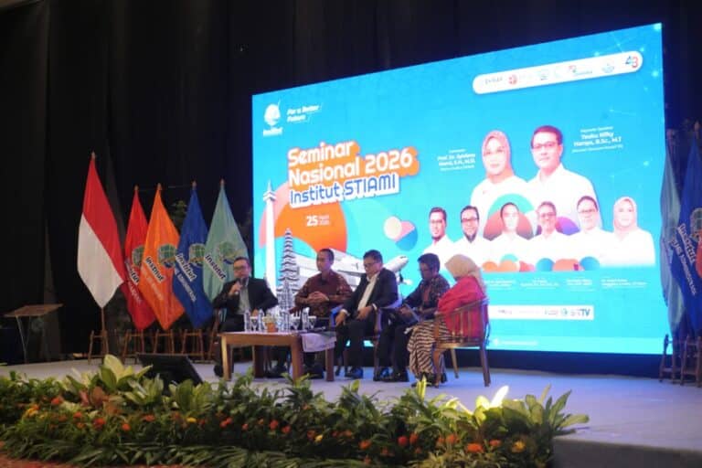 Institut STIAMI sebagai Motor Penggerak Transformasi Kompetensi SDM di Era Artificial Intelligence
