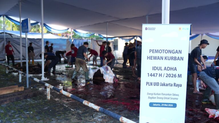 Tebar Kebahagian Idul Adha, 255 Hewan Kurban PLN UID Jakarta Raya Jangkau Ribuan Masyarakat yang Membutuhkan