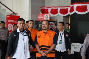 Bupati Pemalang dan Tiga Tersangka Ditahan KPK, Salah Satunya Anggota Polri