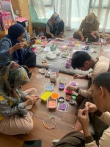 Semester I 2026, Lebih Dari 17 Ribu Masyarakat Jawa Barat Rasakan Manfaat Program TJSL PLN