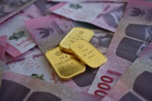 Trik Mengamankan Tabungan di Tengah Naik-Turunnya Nilai Tukar Rupiah