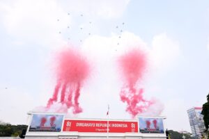 Atraksi Udara Warnai HUT ke-81 RI, Pesawat Tempur dan Heli Flypass di Istana