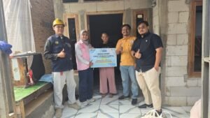 Semarak HUT ke-81 RI, PLN Cikarang Nyalakan Listrik Gratis bagi 17 Keluarga Prasejahtera