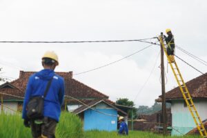 Semester I 2026, PLN Perluas Akses Listrik bagi 2.930 Pelanggan di 210 Lokasi se-Jawa Barat