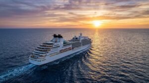 7 Tips Penting untuk Tetap Aman Saat Naik Kapal Laut dalam Kondisi Darurat