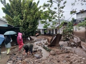 Banjir Bandang Kabupaten Solok: Polisi Telusuri Kondisi Hulu Gunung Talang