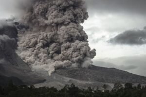 Berapa Lama Abu Vulkanik Bertahan Setelah Gunung Meletus? Ini Penjelasannya