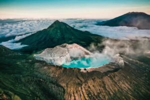 Kawah Ijen Kembali Dibuka Setelah Karhutla, Wisatawan Wajib Perhatikan Aturan