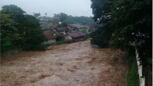 Mengapa Banjir Sering Terjadi saat Hujan Deras? Ini Penyebabnya