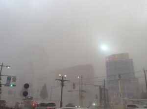 Langit Kalimantan Menguning Akibat Karhutla Parah, Kualitas Udara Berbahaya, Warga Diminta Pakai Masker
